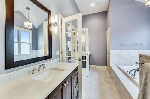 2236 Fletcher St, Chicago IL 60634-4033 exterior