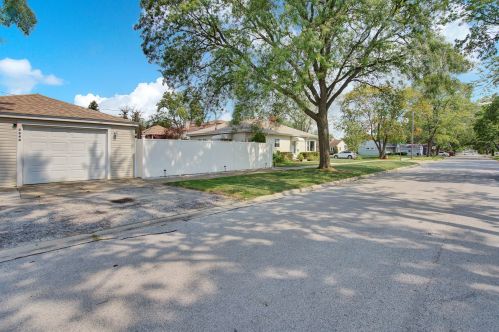 2844 12th Ave, Broadview, IL 60155-4839