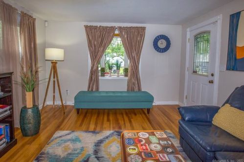 93 Aldrew Ter, Springfield MA 01119-2424 exterior