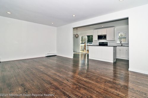 405 Conifer Dr, Lacey NJ  08731-1925 exterior