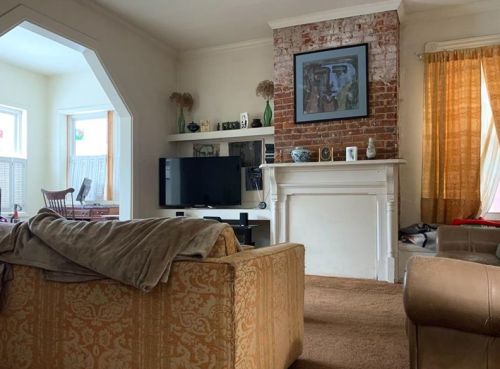 857 Hutchinson Ave, Pittsburgh, PA 15218-1433