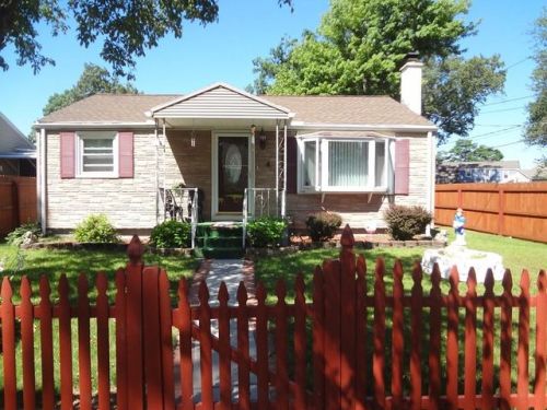 4 Fordham St, Springfield MA  01104-2119 exterior