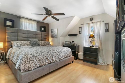 5732 64 Pl, Chicago IL 60638-5530 exterior