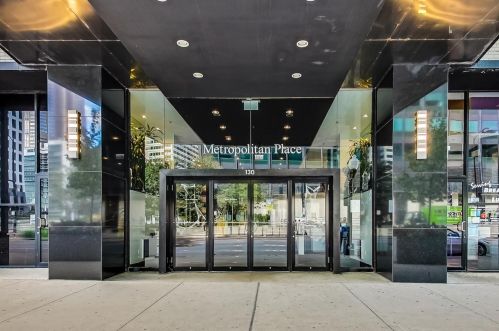 130 Canal St, Chicago IL 60606-3901 exterior