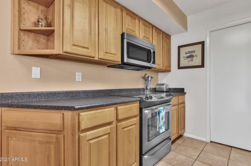 4120 Alan Ln, Phoenix AZ 85028-4114 exterior