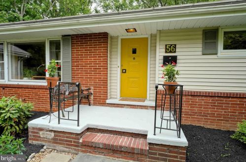 56 Roxboro Rd, Trenton NJ  08648-3925 exterior