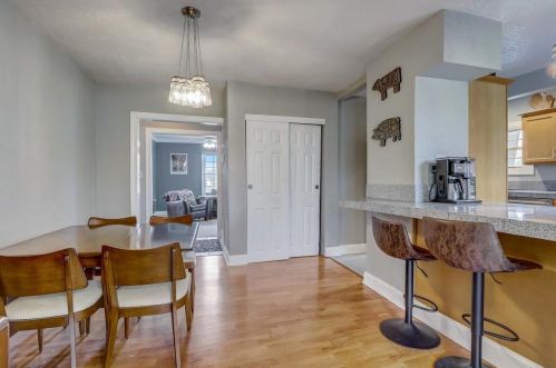 656 99, Milwaukee WI 53227-4253 exterior