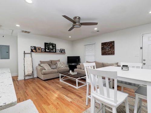 3940 Forrest Ct, Atlanta GA  30341-1613 exterior