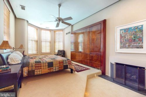 2319 Delancey Pl, Philadelphia PA 19103-6406 exterior