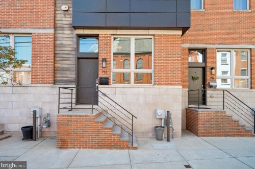 712 4th St, Philadelphia PA  19147-3102 exterior