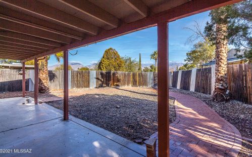 8545 Calle Bolivar, Tucson AZ 85715-5604 exterior