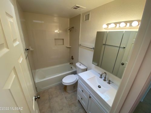 9751 Hollow Pl, Tucson AZ  85748-4555 exterior