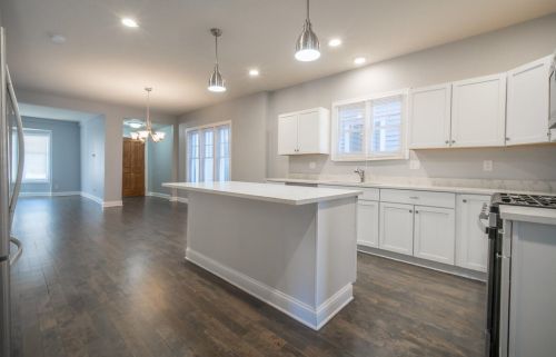 1923 2nd St, Milwaukee, WI 53212-3708