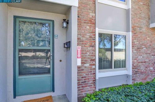 3900 Northwood Dr, Concord, CA 94520-7705