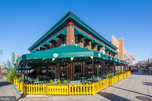 4201 Cathedral Ave, Washington DC  20016-4901 exterior