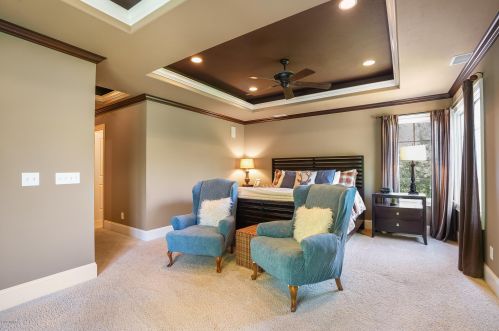 2068 Tall Pne Dr, Grand Rapids MI 49546-7923 exterior