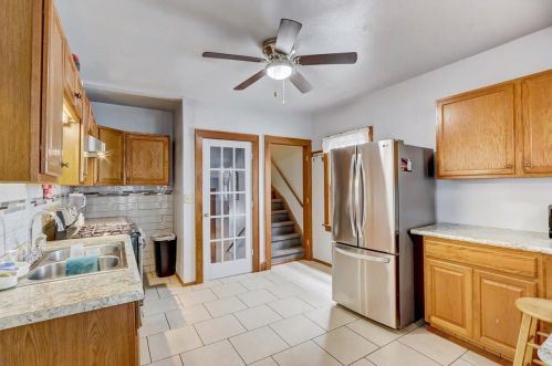 3030 15 Pl, Milwaukee WI 53215-3721 exterior