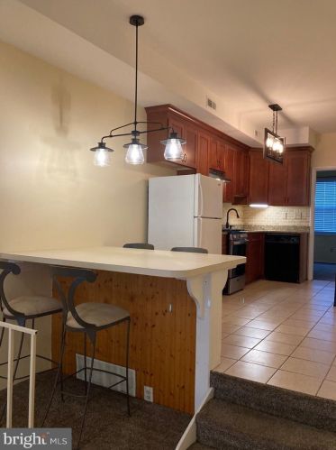 788 2nd St, Philadelphia PA 19122-2602 exterior