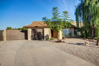 20474 30th Dr, Phoenix, AZ 85027-3125