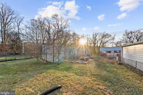 1135 Chaplin St, Washington DC  20019-4923 exterior