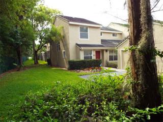 13002 Arborview Pl, Tampa, FL 33618-2900