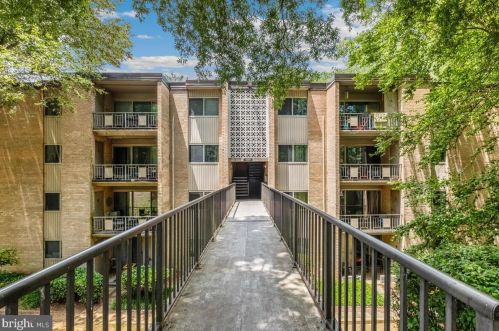 5105 Crossfield Ct, Rockville, MD 20852-2159