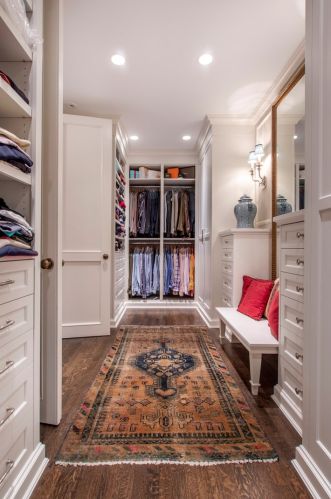 1521 State Pkwy, Chicago IL 60610-1613 exterior