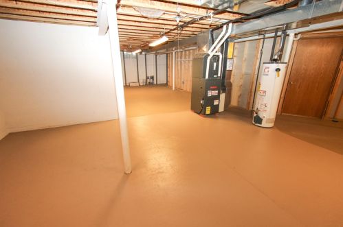 4517 Clayton Crst Ave, Milwaukee WI 53221-3732 exterior