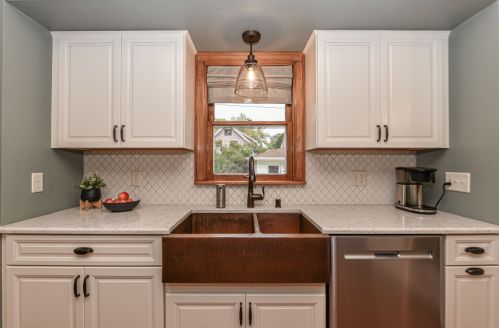 2508 Lefeber Ave, Milwaukee WI 53213-1222 exterior