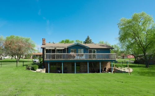 6621 85th Ct, Gary, IN 46410-7439