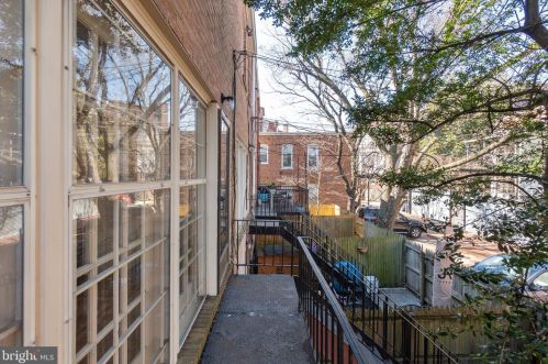 1737 Corcoran St, Washington DC 20009-2471 exterior