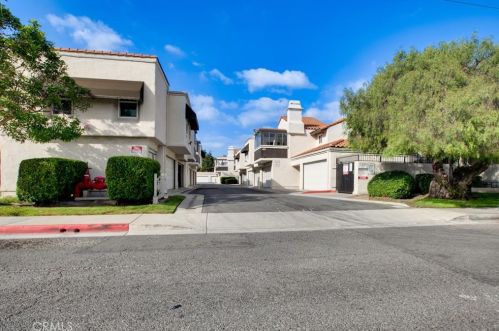 1925 Houston Ave, Fullerton CA  92833-4489 exterior