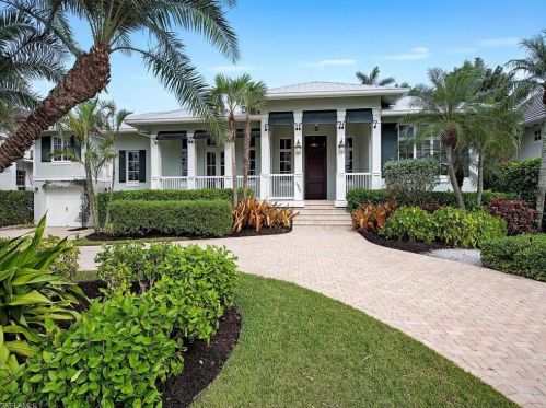 1925 7th St, Naples, FL 34102-7575