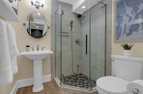 18 Linden St, Boston MA  02122 exterior