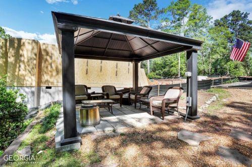 6970 Diana Cir, Gainesville GA 30506-4708 exterior