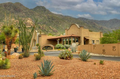 5135 Calle Brillante, Tucson AZ 85718-1800 exterior