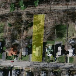 131 Warren St, Newton MA  02459-2058 aerial view