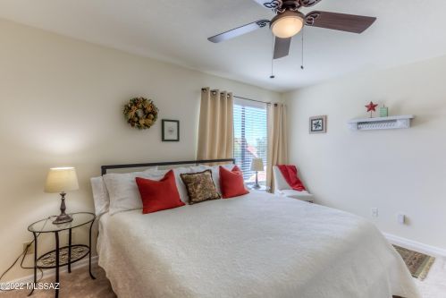 10950 Broadstone Dr, Tucson AZ  85737-8919 exterior