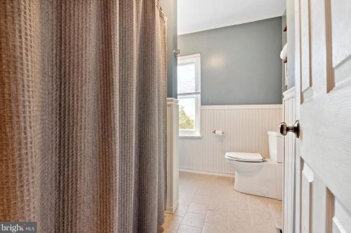 4328 Fleming St, Philadelphia PA 19128-4809 exterior