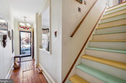 402 Olive St, Media PA 19063-2812 exterior