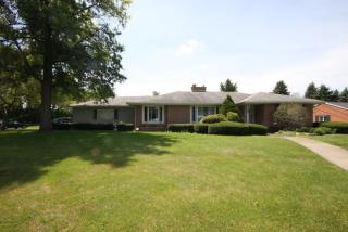 5235 Birchwood Dr, Kalamazoo, MI 49009-9534