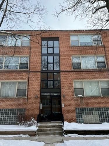 6827 Oakley Ave, Chicago IL  60636-3140 exterior