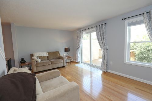 3 Whitewater Dr, Concord NH 03303-1546 exterior