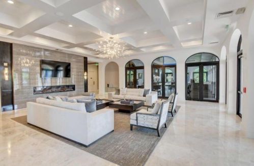 17894 Monte Vis Dr, Boca Raton FL 33496-1057 exterior