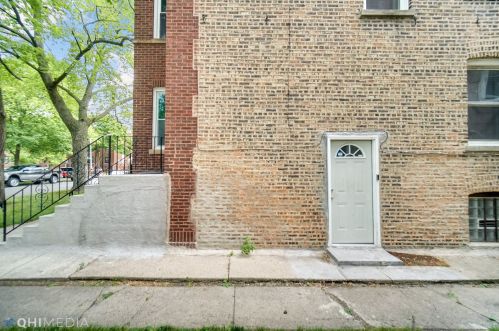 7009 Indiana Ave, Chicago IL 60628-1411 exterior