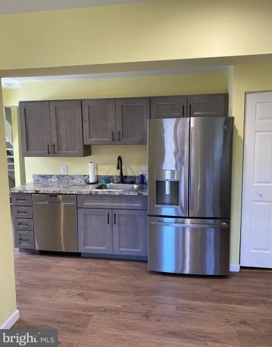 17501 Christer St, Poolesville, MD 20837-2063