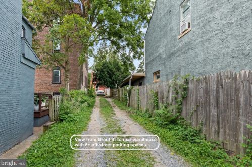 331 King St, Lancaster PA 17602-2961 exterior