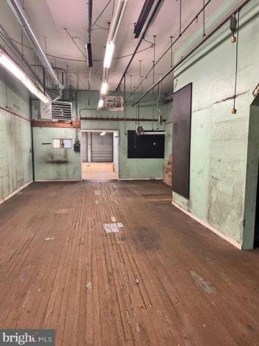 831 2nd St, Philadelphia PA 19122-1946 exterior