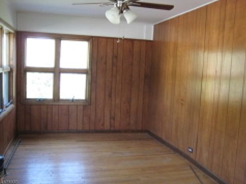 43 Clove Ave, Wantage NJ 07461-1915 exterior