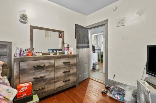 203 Burnside Ave, Woonsocket RI 02895-2188 exterior